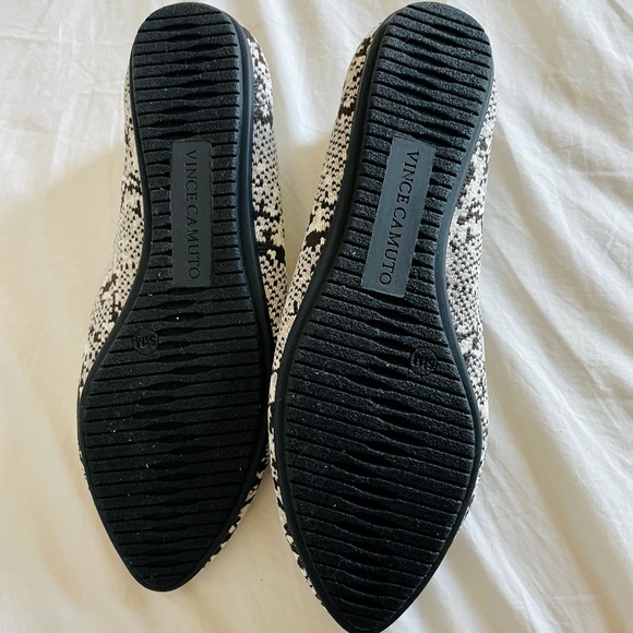 NWOT Vince Camuto Multicolor Loafer - Picture 3 of 5